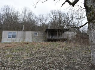 22 Lakeshore Cir, Carthage, TN 37030