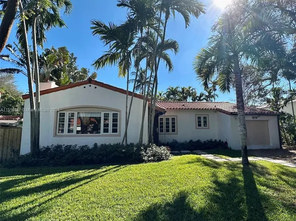 674 NE 72nd St, Miami, FL 33138