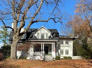 213 E Lockwood Ave, Saint Louis, MO 63119