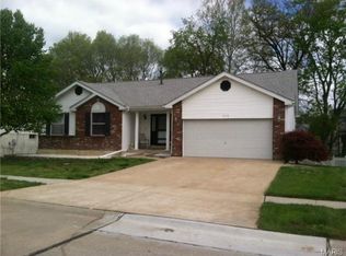 1216 Ashford Place Dr, O'Fallon, MO 63366
