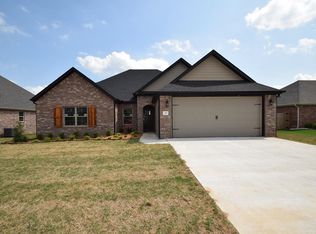 239 Penzo Ave, Springdale, AR 72762