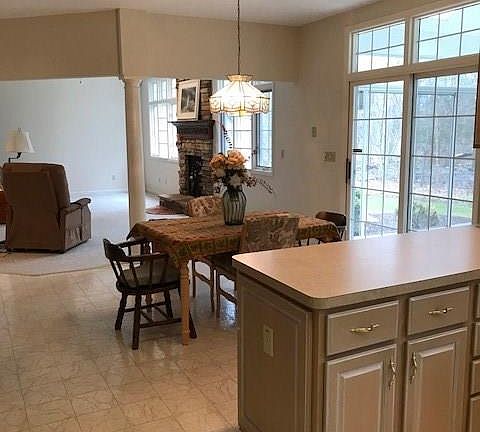 4th image of 31115 Hilliard Blvd