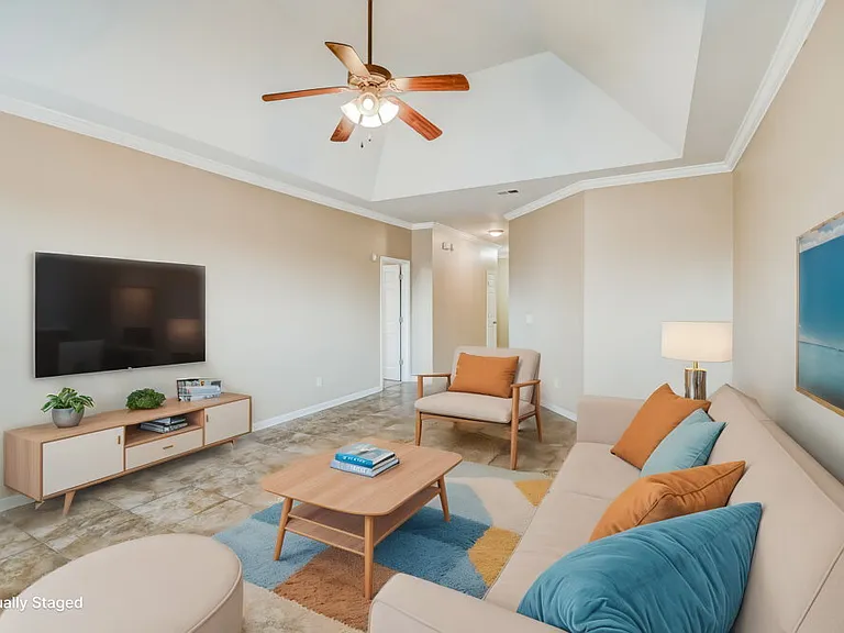 2122 Timberline Dr — Photo 3