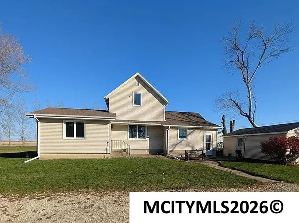 16338 140th St, Bristow, IA 50611