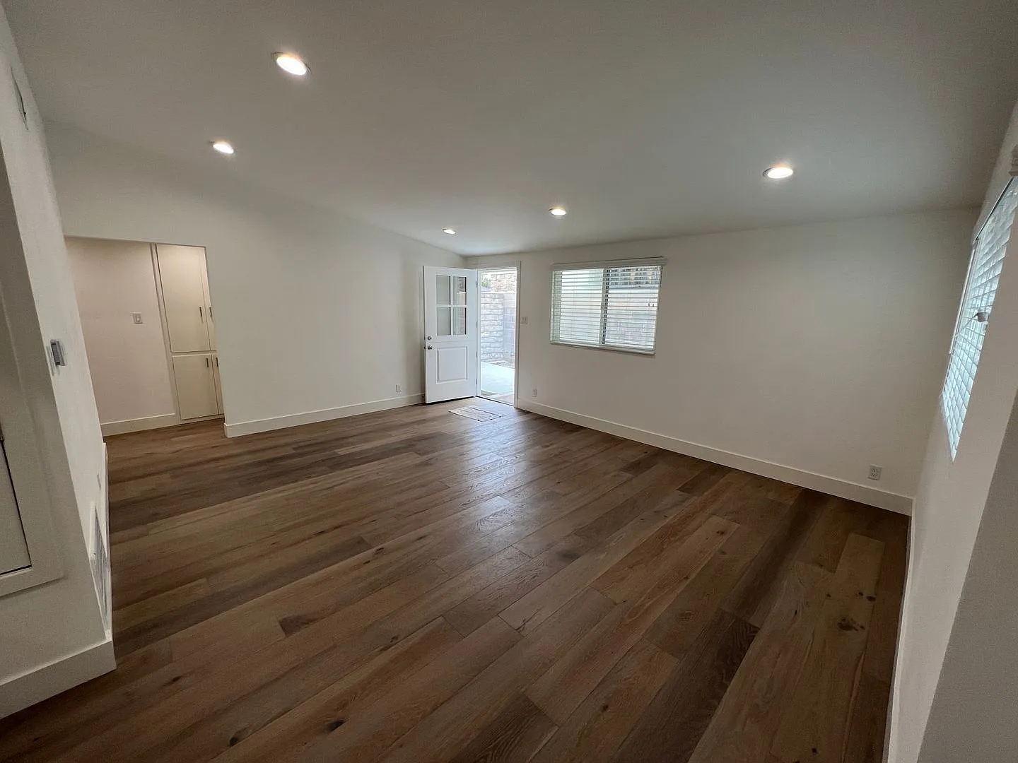 Pierpont Beach House for Lease! — Photo 3