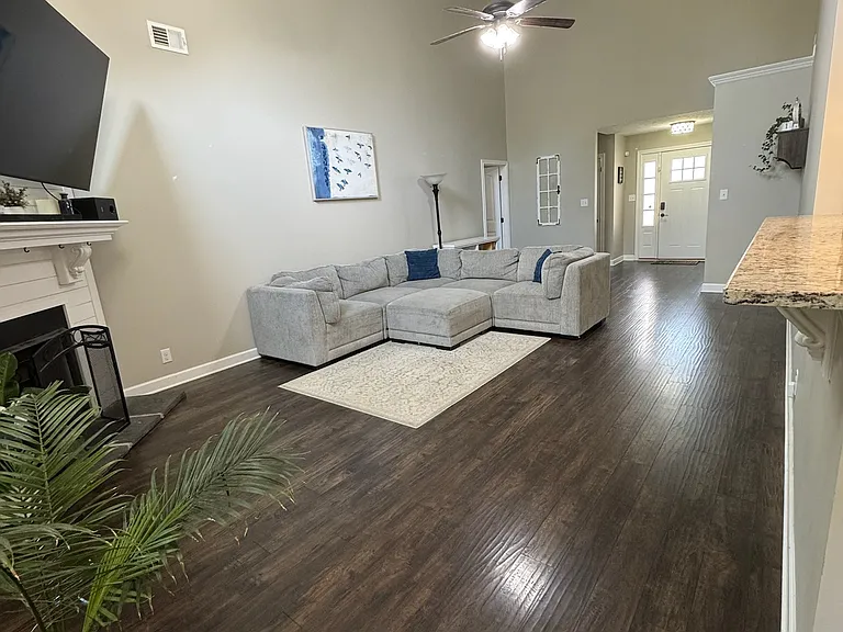 1701 Ellie Piper Cir — Photo 3