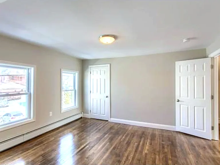 68 Williams Ave — Photo 14