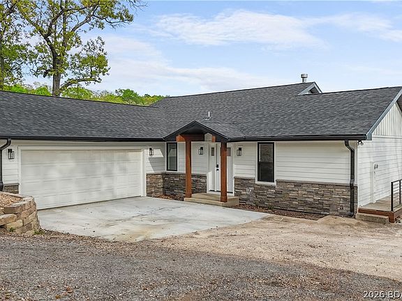 2nd image of 4452 Hamrock Ln