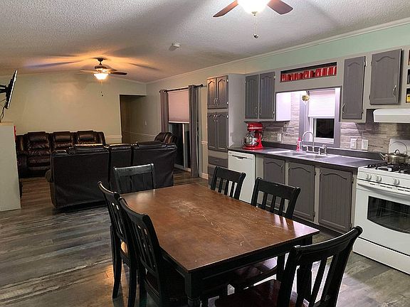 5th image of 45 Brookridge Dr