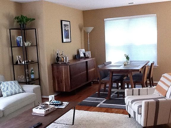 dining room/living room