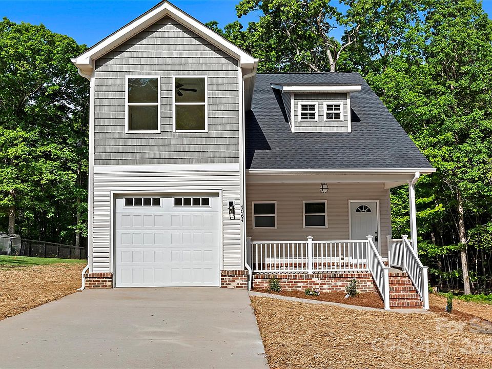 1st image of 5064 Joyce Ave