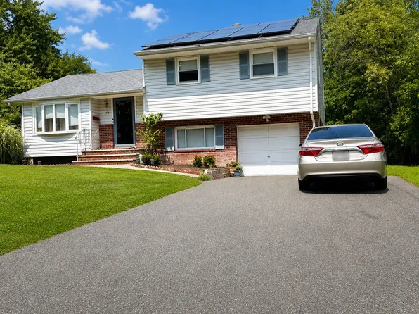 72 Hayes St, Blauvelt, NY 10913