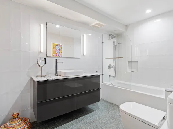 7 East 129th Street image 17 of 25