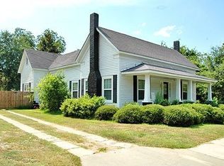 260 S Lewis St, Metter, GA 30439