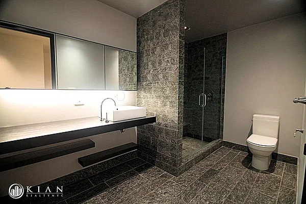 Rented by Kian Realty | media 14