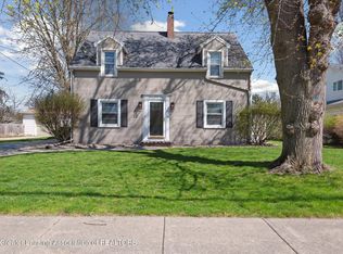 733 Roosevelt St, Mason, MI 48854