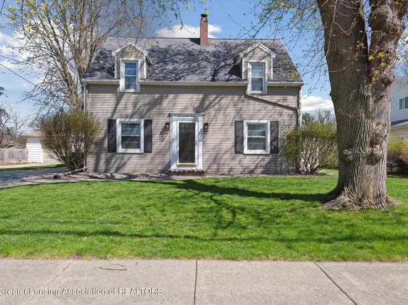 733 Roosevelt St, Mason, MI 48854