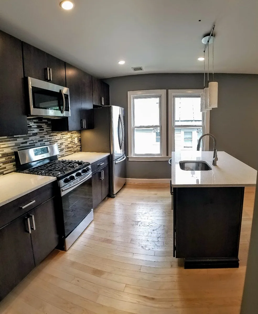 Building Photo - 31 Thornton St #2
