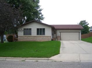 1080 Robert Pl SW, Owatonna, MN 55060
