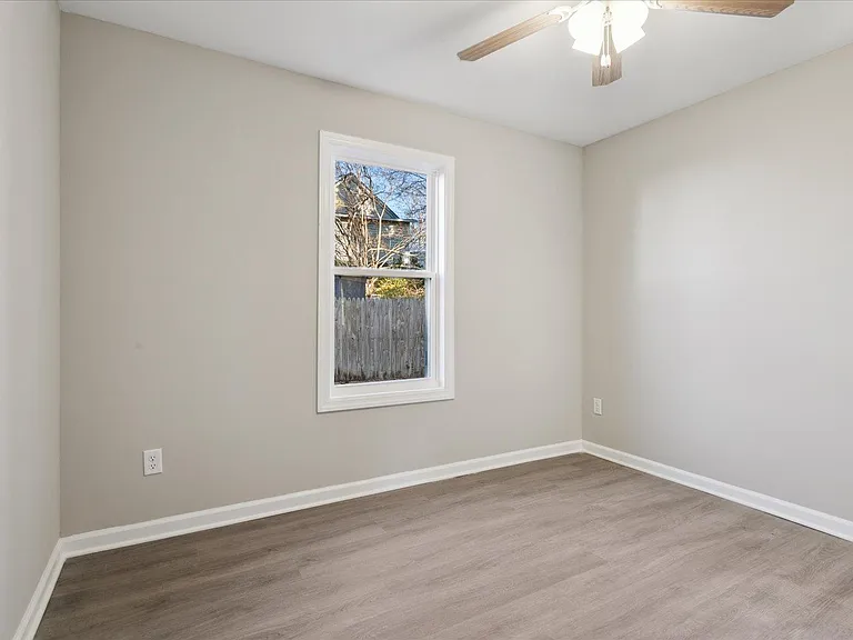 728 A Ave — Photo 15