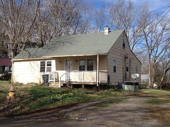 2nd image of 520 W End Ave