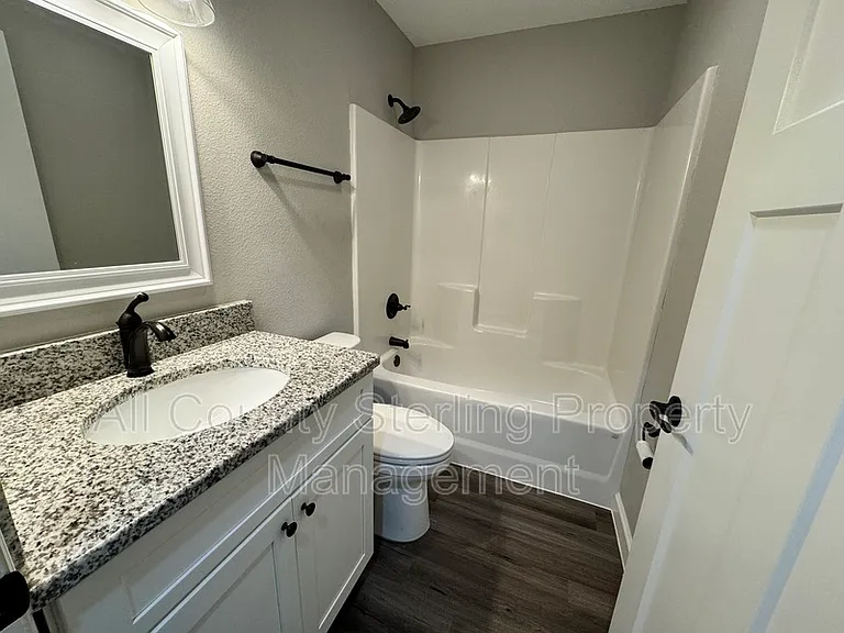 217 SW Tigerview Gln #2 — Photo 11