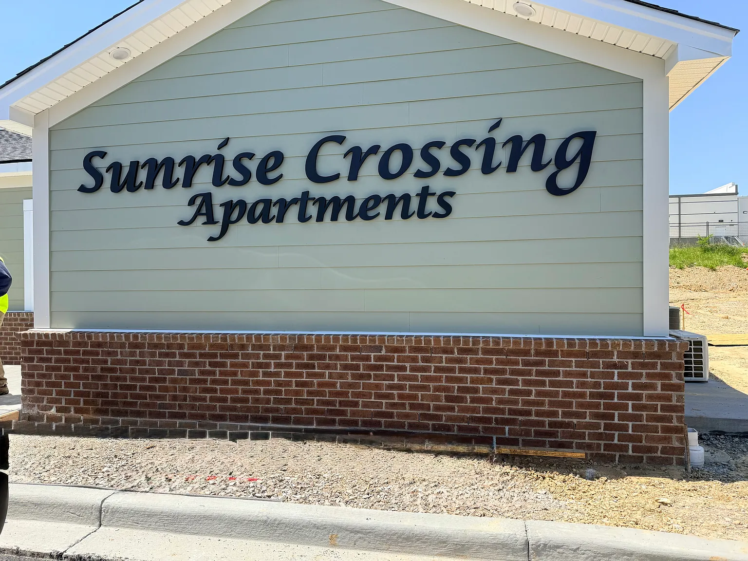 Sunrise Crossing Apartments — Photo 1
