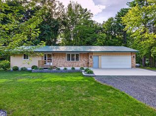 6979 COUNTY ROAD S, Rudolph, WI 54475
