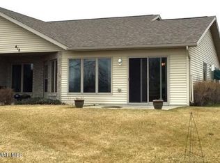 418 Irving Beach Dr SW, Bemidji, MN 56601