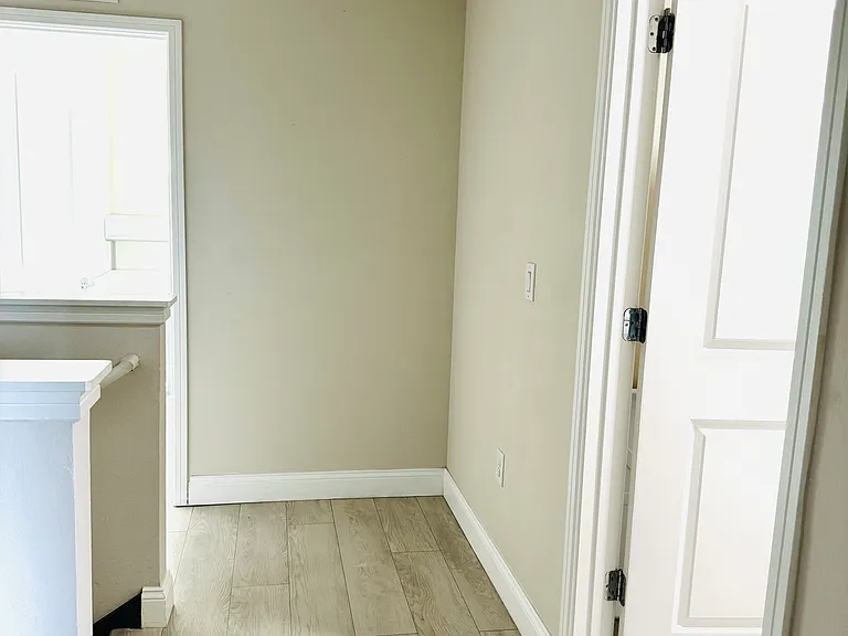 3839 Britton Beach Pl — Photo 8