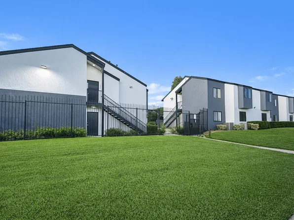 Ascot Park Apartments