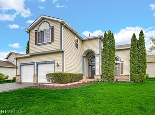 218 Willow Bnd, Bolingbrook, IL 60490