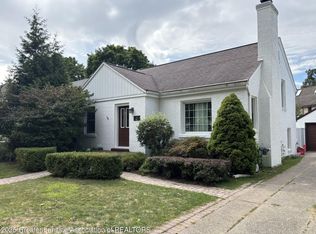 696 Beech St, East Lansing, MI 48823