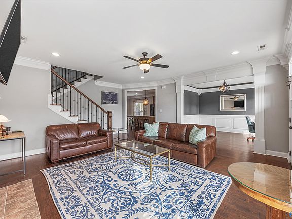 5th image of 17 Alex Spring Pl SE