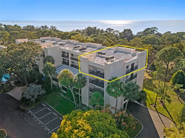 408 Tarpon Point, Tarpon Springs, FL 34689