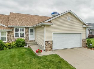 321 Highland Ave, Fairfax, IA 52228