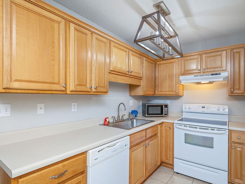 1st image of 259 Cypress Ave