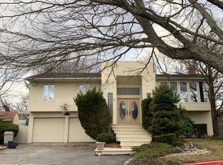 2730 Claudia Ct, Bellmore, NY 11710