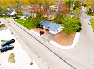 501 Middle Branch Dr, Forked River, NJ 08731