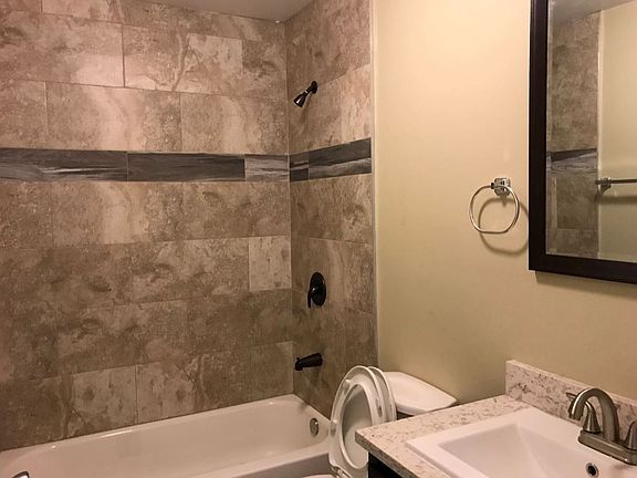 5th image of 1627 E 88th St #88-1627F