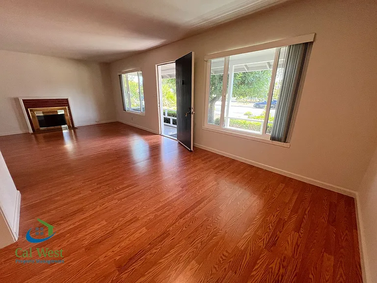 467 Novato Ave — Photo 3