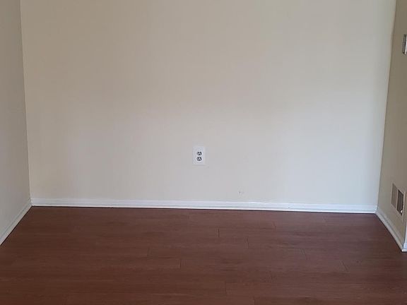 2nd image of 20 Cheshire Dr #3208
