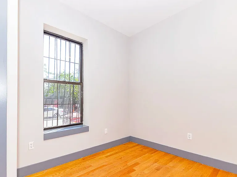 355 Stockton St #1B — Photo 14