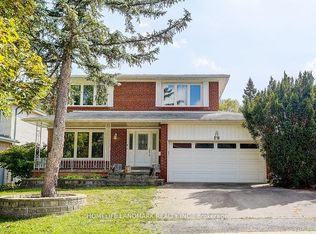 19 Stubbs Dr, Toronto, ON M2L2R2