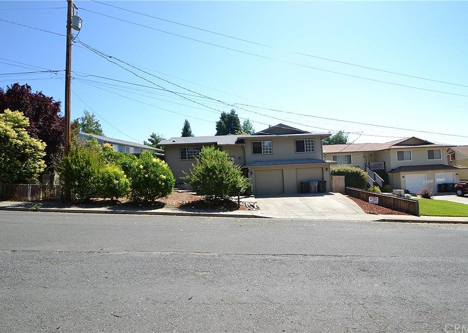 1st image of 648 Shady Oak St