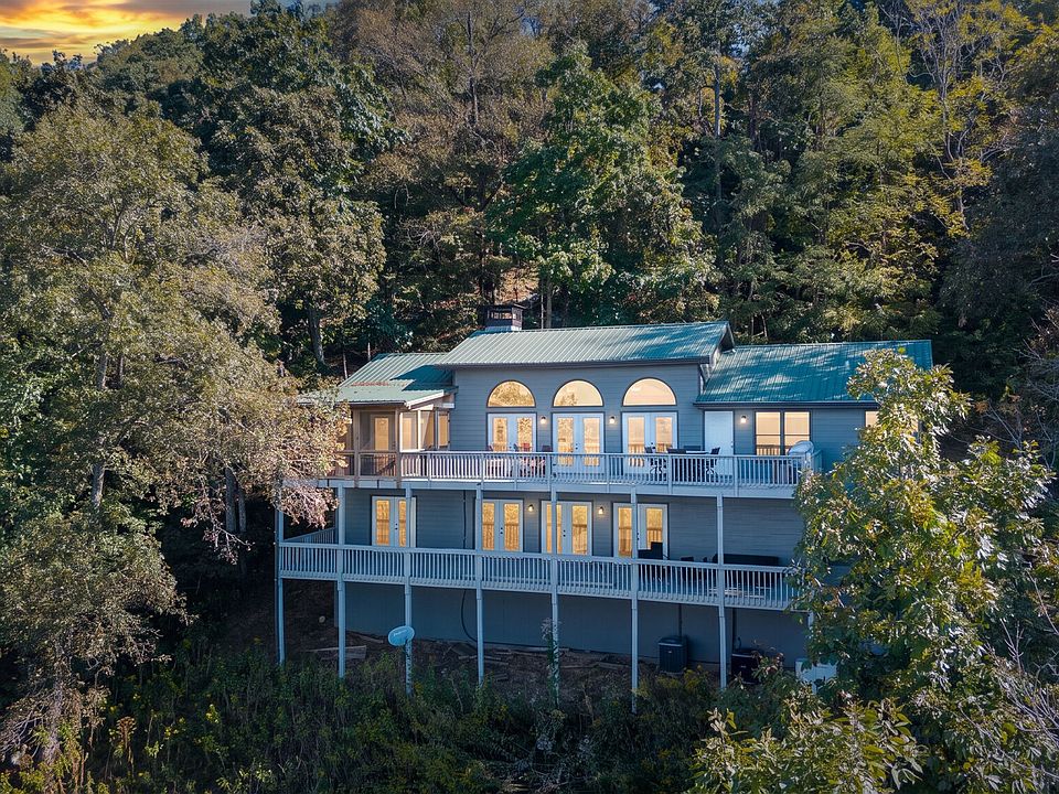 1st image of 17 Little Hendricks Point