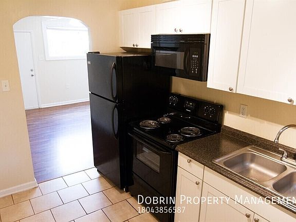 2nd image of 1726 Claiborne St APT B