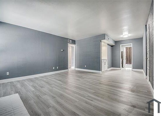 5th image of 12888 Montfort Dr APT 204