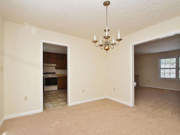 5th image of 80 Somerset St