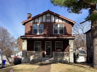 7143 Forsyth Blvd, Saint Louis, MO